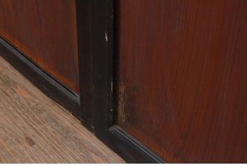 アンティーク建具　和モダンなお部屋作りにおすすめな漆塗りの板戸窓4枚セット(引き戸)(R-067989)