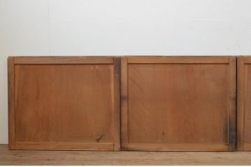 アンティーク建具　和モダンなお部屋作りにおすすめな漆塗りの板戸窓4枚セット(引き戸)(R-067989)