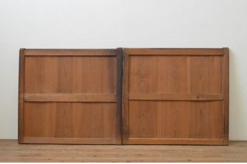 アンティーク建具　杉材　上質な和の空間を演出する板戸窓2枚セット(引き戸)(R-067990)