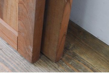 アンティーク建具　総欅(ケヤキ)材　一枚板　温かみのある木味が魅力の板戸窓2枚セット(引き戸)(R-067991)
