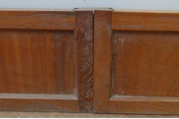 アンティーク建具　　総欅(ケヤキ)材　和の趣を感じられる小さな板戸窓2枚セット(引き戸)(R-068006)