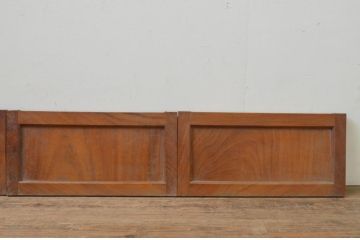 アンティーク建具　　総欅(ケヤキ)材　和の趣を感じられる小さな板戸窓4枚セット(引き戸)(R-068007)