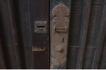 アンティーク建具　時代を経た趣が感じられる縦桟格子窓2枚セット(格子戸、板戸、引き戸)(R-068013)