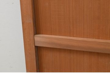 アンティーク建具　杉材　美しい柾目が魅力的な板戸窓2枚セット(引き戸)(R-068015)