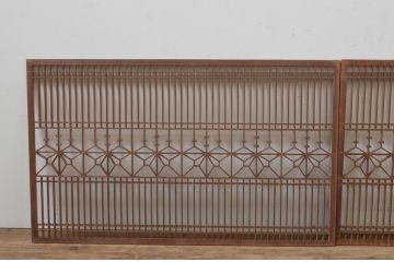 アンティーク建具　優美な組子が素敵!和の情緒溢れる組子窓3枚セット(格子戸、引き戸)(R-068017)