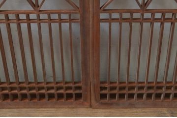 アンティーク建具　優美な組子が素敵!和の情緒溢れる組子窓3枚セット(格子戸、引き戸)(R-068017)