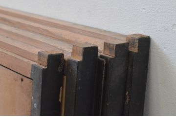 アンティーク建具　七宝引き手のデザインが魅力的な小さなふすま窓4枚セット(引き戸、ふすま戸、襖)(R-068025)