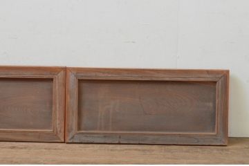 アンティーク建具　総欅(ケヤキ)材　杢目が美しい小さな板戸窓3枚セット(引き戸)(R-068029)