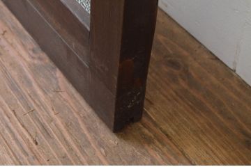 アンティーク建具　落ち着きのある色味が魅力的なガラス窓1枚(ガラス戸、引き戸)(R-068037)