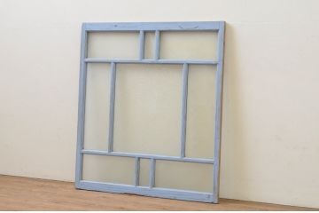 アンティーク建具　ペイント仕上げ限定　大正ロマンの雰囲気漂うペンキの剥げたFIXガラス窓1枚(フィックス、はめ殺し)(R-068038)