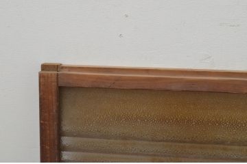 アンティーク建具　ダイヤガラス入り　レトロな雰囲気づくりにおすすめの横長ガラス窓1枚(ガラス戸、引き戸)(R-068045)