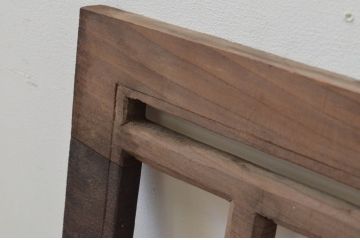 アンティーク建具　総欅(ケヤキ)材　鳥のデザインがかわいらしい小振りな彫刻欄間1枚(明り取り、明かり取り)(R-068047)