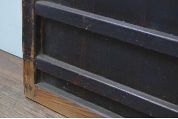 アンティーク建具　落ち着きある色味が和の雰囲気を高める横桟板戸窓2枚セット(引き戸、舞良戸、まいらど)(R-068051)