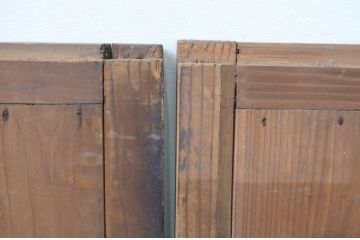 アンティーク建具　落ち着きある色味が和の雰囲気を高める横桟板戸窓2枚セット(引き戸、舞良戸、まいらど)(R-068051)