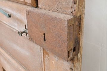 海外アンティーク　ペイント仕上げ限定　オーク材　かわいいデザインのアイアンフェンス入りドア1枚(建具、木製扉)(R-068052)