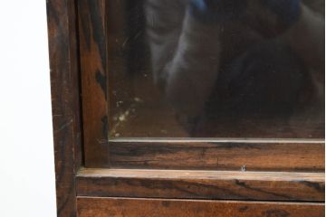 和製アンティーク　前面黒柿　上手物　無垢材　銅金具付きの茶箪笥(茶棚、収納棚、戸棚、飾り棚)(R-068064)