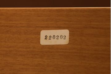中古　美品　arflex(アルフレックス)　TAVOLO VOLO(タボロ・ボーロ)　スタイリッシュな佇まいが目を引くダイニングテーブル(作業台、食卓、ワークデスク)(R-068066)