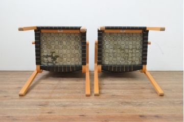 中古　美品　arflex(アルフレックス)　NT(エヌティー)　本革(レザー)　革を編み込んだデザインが個性的なチェア2脚セット(ダイニングチェア、アームチェア、椅子、イス)(定価2脚約32万円)(R-068068)