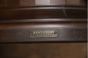 中古　美品　希少な絶版品　maruni(マルニ木工)　KENT-COURT(ケントコート)　ブリティッシュコレクション　トラディショナルスタイルにおすすめのラウンドテーブル(ダイニングテーブル、丸テーブル、カフェテーブル)(定価約20万円)(R-068071)