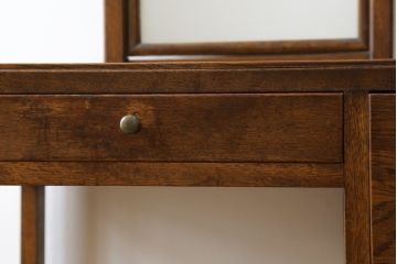 和製アンティーク　ナラ材　シンプルでかわいいデザインの小振りなドレッサー(鏡台、化粧台、ミラー)(R-068077)