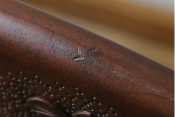 中古　美品!!　大阪屋家具店　軽井沢彫り　咲き誇る桜の彫刻が美しいアームチェア　(R-068080)