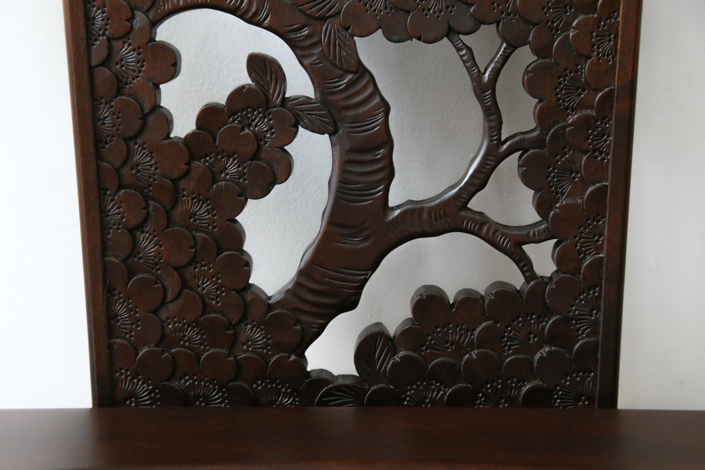 中古　美品!!　大阪屋家具店　軽井沢彫り　咲き誇る桜の彫刻が美しいアームチェア　(R-068080)