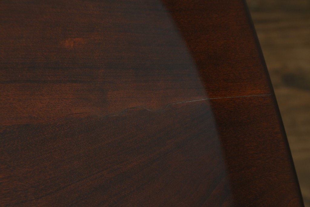 中古　美品!!　大阪屋家具店　軽井沢彫り　咲き誇る桜の彫刻が美しいアームチェア　(R-068080)