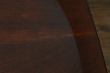 中古　美品!!　大阪屋家具店　軽井沢彫り　咲き誇る桜の彫刻が美しいアームチェア　(R-068080)