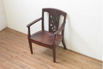 中古　美品!!　大阪屋家具店　軽井沢彫り　咲き誇る桜の彫刻が美しいアームチェア(板座チェア、ダイニングチェア、椅子、イス)(R-068081)