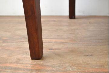 中古　美品!!　大阪屋家具店　軽井沢彫り　咲き誇る桜の彫刻が美しいアームチェア(板座チェア、ダイニングチェア、椅子、イス)(R-068081)