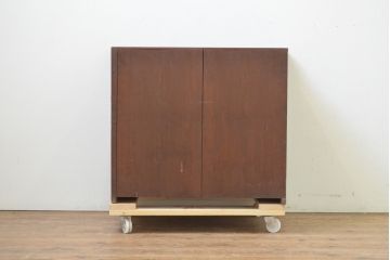 和製アンティーク　前面欅(ケヤキ)材　引き出し16杯　シンプルな見た目と小振りなサイズが魅力の帳場小箪笥(帳場箪笥、薬箪笥、百目箪笥、薬タンス、時代箪笥、小物収納、引き出し、チェスト、卓上収納)(R-068084)