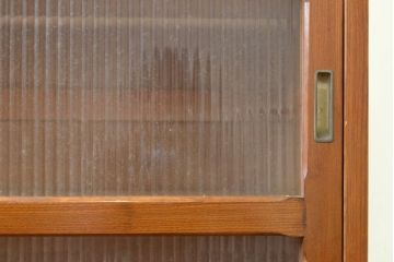 和製アンティーク　栓材　モールガラスがレトロな雰囲気を高める重ね食器棚(キャビネット、カップボード、収納棚、戸棚、ブックケース、本箱)(R-068089)