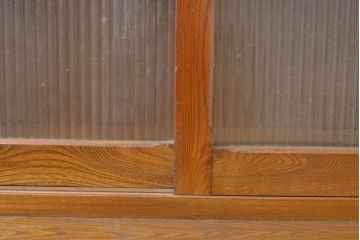 和製アンティーク　栓材　モールガラスがレトロな雰囲気を高める重ね食器棚(キャビネット、カップボード、収納棚、戸棚、ブックケース、本箱)(R-068089)