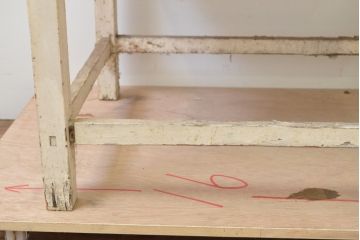 和製アンティーク　ペイント仕上げ限定　希少サイズ!!小振りでかわいいタイル貼りの流し台(シンク、 ミニキッチン、洗い場、ディスプレイ、ガーデン)(R-068094)
