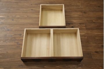 中古　美品　国産工芸家具　民芸　上質な和の空間を演出する水屋箪笥サイドボード(食器棚、収納棚、戸棚、茶タンス、サイドキャビネット)(R-068098)