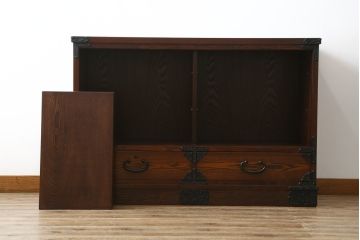 中古　美品　国産工芸家具　民芸　上質な和の空間を演出する水屋箪笥サイドボード(食器棚、収納棚、戸棚、茶タンス、サイドキャビネット)(R-068099)