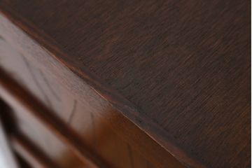 中古　美品　国産工芸家具　民芸　上質な和の空間を演出する水屋箪笥サイドボード(食器棚、収納棚、戸棚、茶タンス、サイドキャビネット)(R-068099)