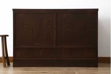 中古　美品　国産工芸家具　民芸　上質な和の空間を演出する水屋箪笥サイドボード(食器棚、収納棚、戸棚、茶タンス、サイドキャビネット)(R-068099)