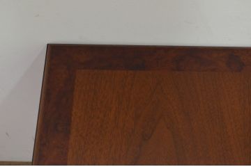 中古　DREXEL HERITAGE(ドレクセルヘリテイジ)　FRANCESCA(フランチェスカ)シリーズ　気品ある佇まいが高級感を醸し出すサイドテーブル(電話台、ナイトテーブル、エンドテーブル、コンソールテーブル)(R-068111)