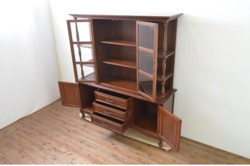 中古　美品　国会議事堂納品の高級家具メーカー　徳田家具　細部まで丁寧につくりこまれた重厚感あるキャビネット(収納棚、飾り棚、ガラスケース、ショーケース、戸棚、店舗什器)(R-068115)