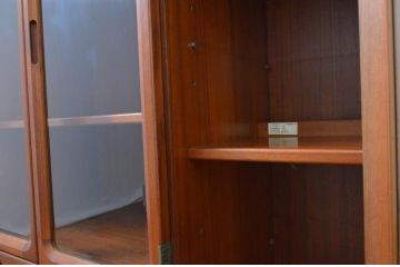 和製ビンテージ　日田工芸　チーク材　温かみのある木肌が魅力のキャビネット(サイドボード、飾り棚、収納棚、戸棚、ヴィンテージ)(R-068117)
