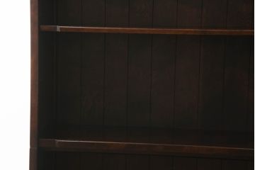 中古　北海道民芸家具　クラシカルな佇まいが魅力の本棚(書棚、ブックシェルフ、収納棚、飾り棚)(R-068120)