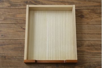 中古　美品　北海道民芸家具　落ち着いた深みのある色合いが美しいサイドボード(サイドキャビネット、戸棚、収納棚、リビングボード)(R-068121)