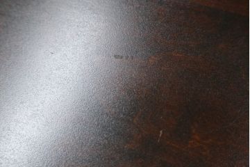 中古　美品　北海道民芸家具　落ち着いた深みのある色合いが美しいサイドボード(サイドキャビネット、戸棚、収納棚、リビングボード)(R-068121)