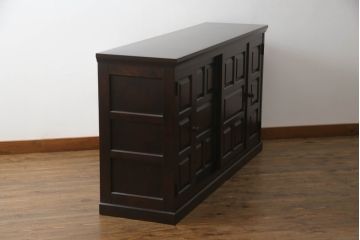 中古　美品!!　希少な絶版品　北海道民芸家具　OM175　シックなデザインの脚付き下駄箱(シューズラック、靴箱、玄関収納、玄関棚、サイドボード、戸棚)(R-068122)