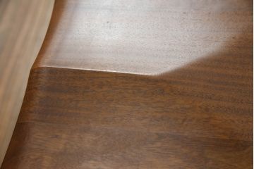 アメリカビンテージ　レア　ジョージナカシマ　刻印なしの年代もの!!　小田急ハルク購入　コノイドチェア(CONOID CHAIR)　CN101　スタイリッシュな佇まいのサイドチェア(ジョージ・ナカシマ、板座チェア、ダイニングチェア、椅子、イス)(R-068123)
