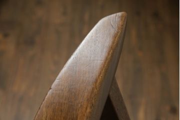 アメリカビンテージ　レア　ジョージナカシマ　刻印なしの年代もの!!　小田急ハルク購入　コノイドチェア(CONOID CHAIR)　CN101　スタイリッシュな佇まいのサイドチェア(ジョージ・ナカシマ、板座チェア、ダイニングチェア、椅子、イス)(R-068123)