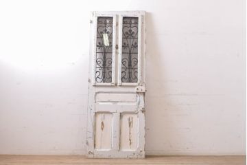 海外アンティーク　ペイント仕上げ限定　可憐なデザインのアイアンフェンス入りドア1枚(建具、木製扉)(R-068128)