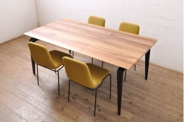 中古　極美品　リーン・ロゼ(ligne roset)　ロゼオデッサ(ROSEODESSA)　シンプルで美しいデザインのダイニングテーブル(リーンロゼ、4人掛け、6人掛け、食卓、作業台)(定価約89万円)(R-068132)