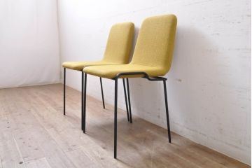 中古　極美品　リーン・ロゼ(ligne roset)　ロゼタダオ(ROSETTADAO)　クラシックなデザインと丸みのあるフォルムが優しい印象のダイニングチェア2脚セット(リーンロゼ、椅子、イス、バラ売り可能)(定価2脚で約21万円)(R-068133)